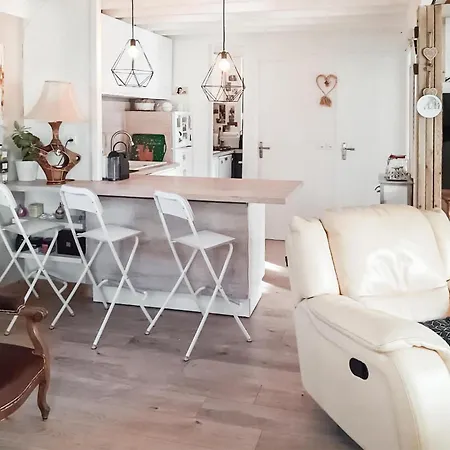 Cozy In With Kitchen Hotel 3*